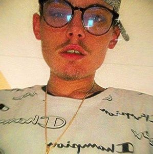 Meet your Posher, Lap